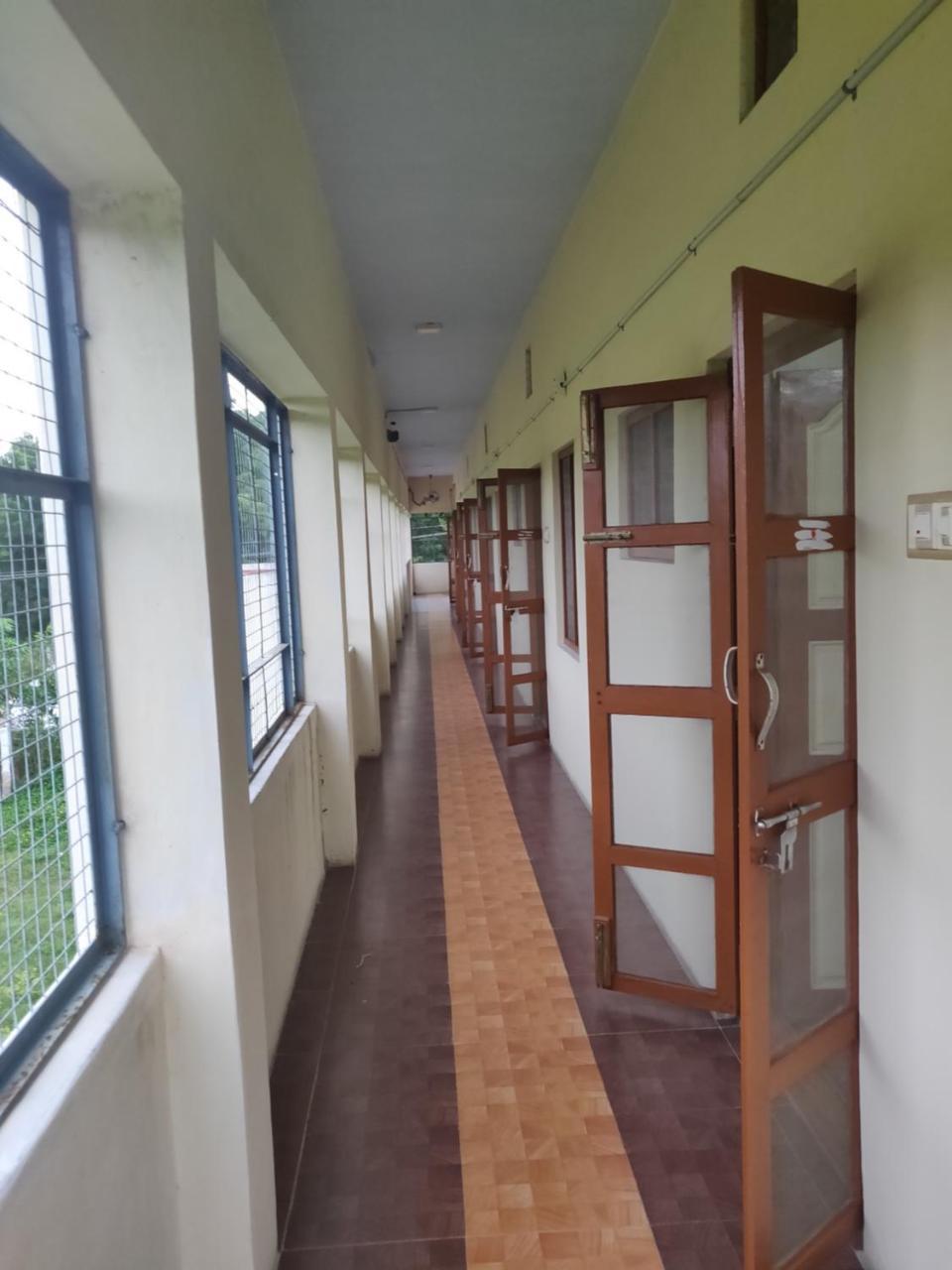ホテル Srb Residency Tiruvannāmalai エクステリア 写真